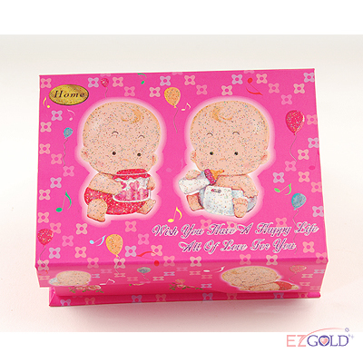 EZGOLD ♥可愛小甜心♥ 彌月金飾禮盒 (0.50錢)