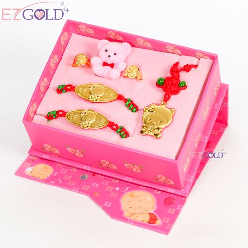EZGOLD-kiki帽天使-彌月金飾禮盒 (0.50錢)